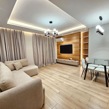 Miku Apartment-Modern 2Bedroom In Prime Location 地拉那 外观 照片