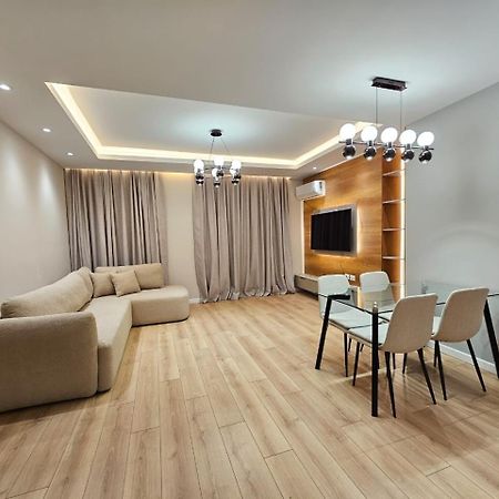 Miku Apartment-Modern 2Bedroom In Prime Location 地拉那 外观 照片